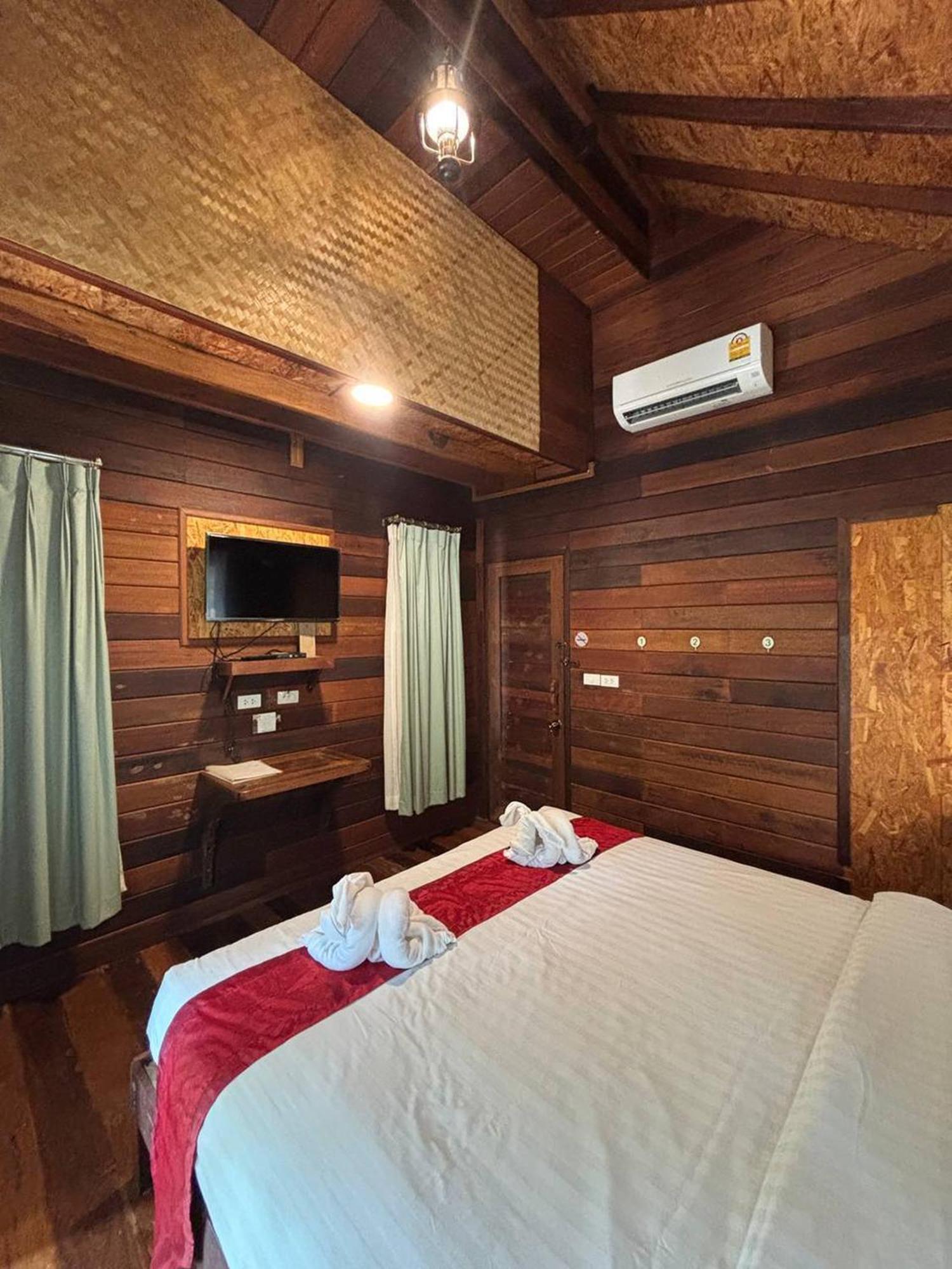 Boutique Village Hotel Ao Nang Buitenkant foto